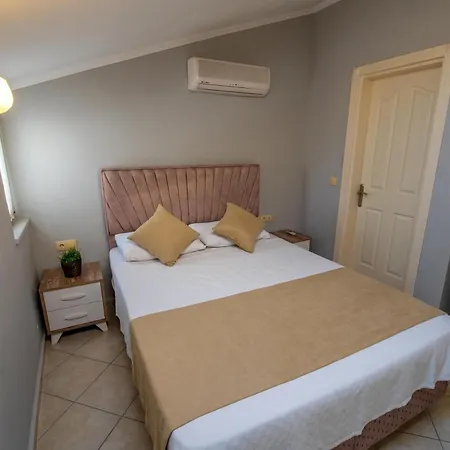 Sunset Club Aqualettings Oyster 5