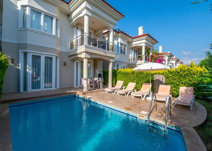 Вилла Sunset Club Aqualettings Oyster 5 *