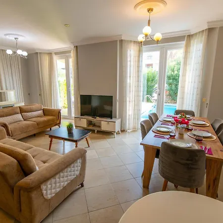 Sunset Club Aqualettings Oyster 5 Villa *