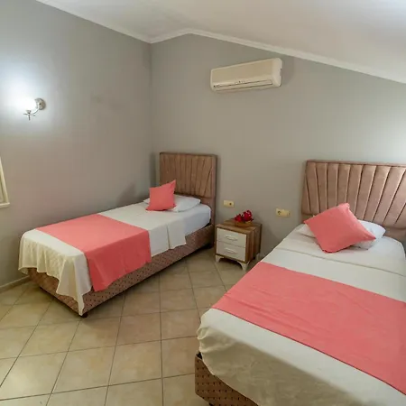 Sunset Club Aqualettings Oyster 5