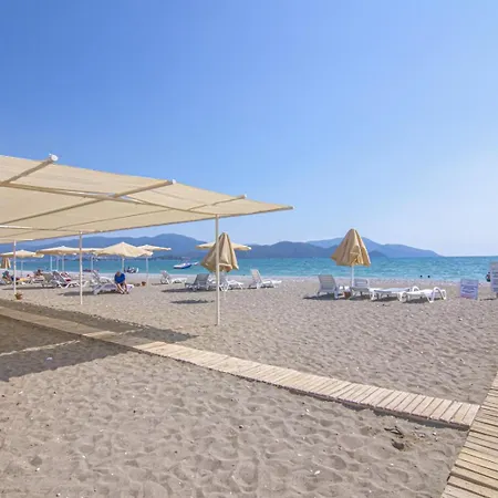 Sunset Club Aqualettings Oyster 5