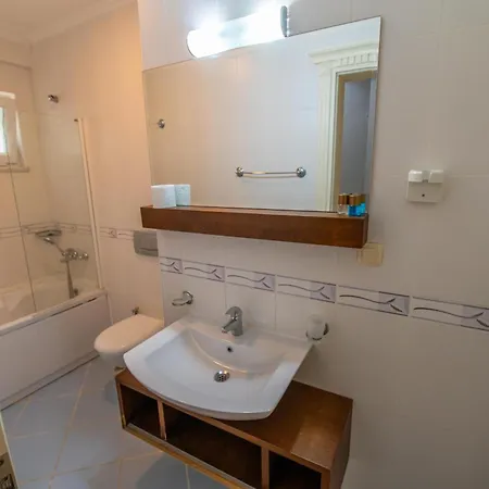 Sunset Club Aqualettings Oyster 5 Villa *