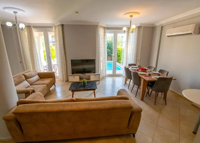 Sunset Club Aqualettings Oyster 5 Villa *